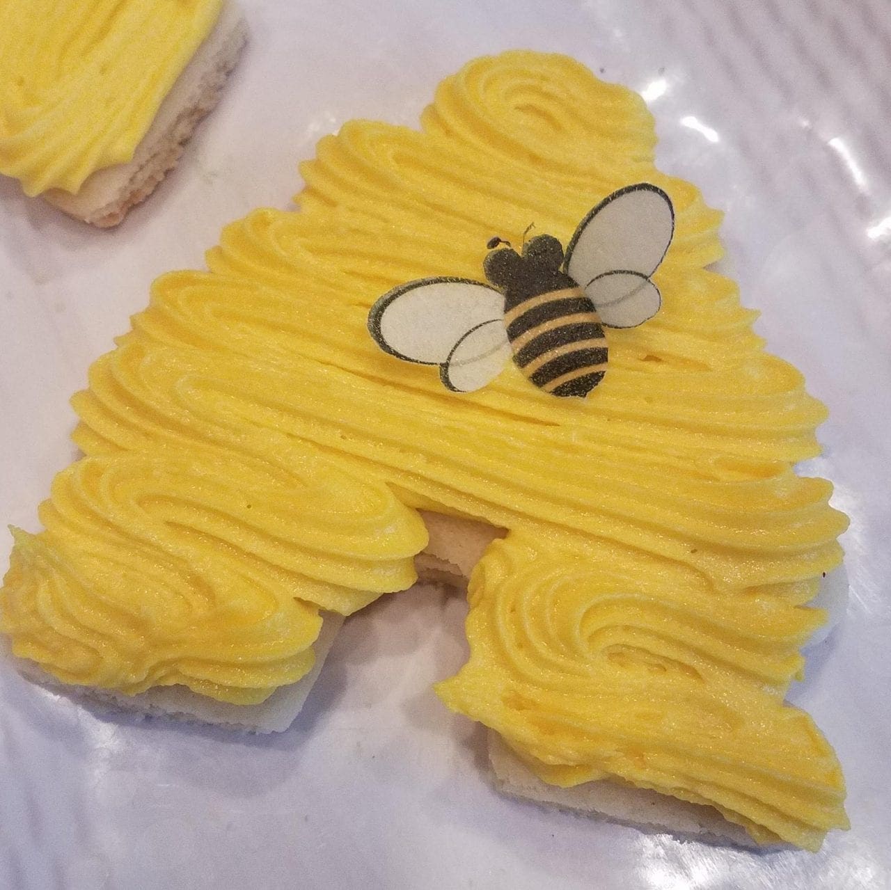 CORPORATE GIFTS TAYLORMADE Cakes &amp; Sweets