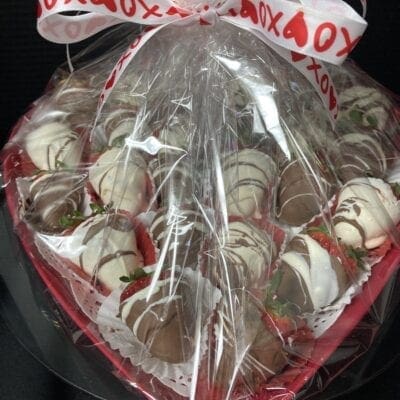24 Chocolate Dipped & Drizzled Strawberries