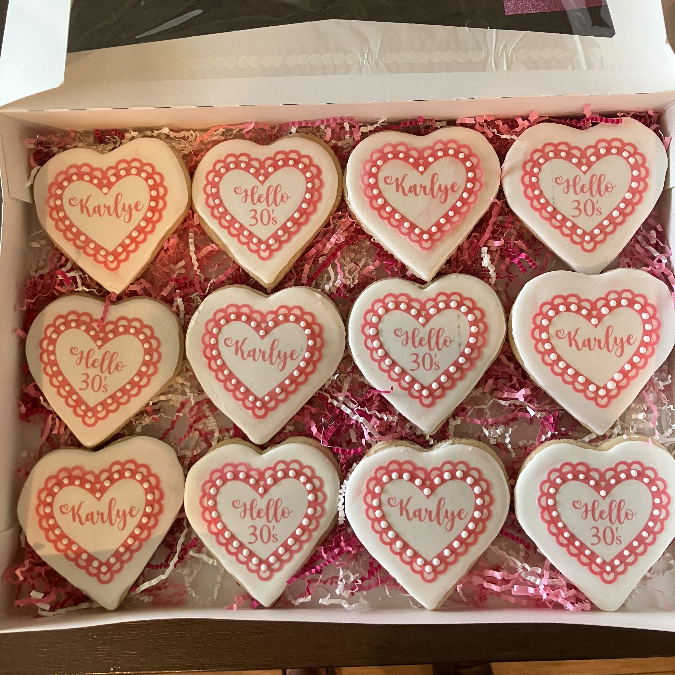 TMC - Hello 30's - Karlye RI Cookies sq